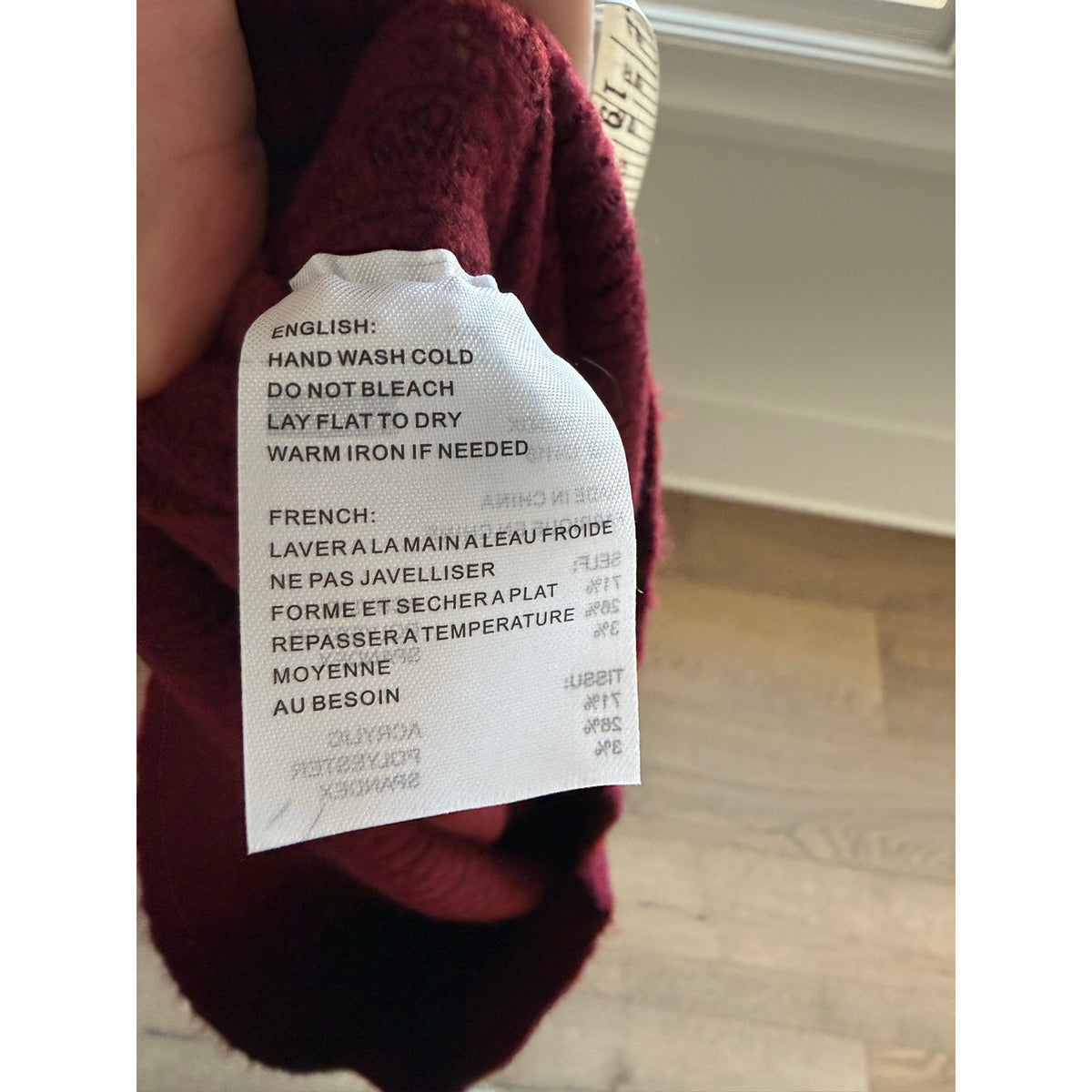 Elodie NWT Women's Ribbed Knit Burgundy Crewneck Crop Sweater M