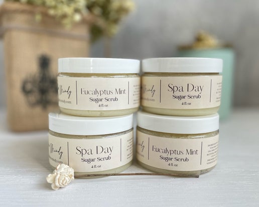 A deluxe emulsified exfoliant that moisturizes and brightens skin and has a soothing essential oil aroma. Unlike sugar scrubs made with only oils and sugar, emulsified sugar scrubs become a creamy exfoliating lotion upon contact with water, leaving no oily residue, but only soft, supple skin behind.
This scrub removes dead skin cells and provides deep hydration for smooth and healthy skin. Cane sugar is used for its natural glycolic acid and texture, both of which exfoliate. Unlike other exfoliants, sugar