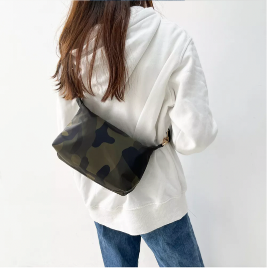 Everly Crossbody: Green Camo