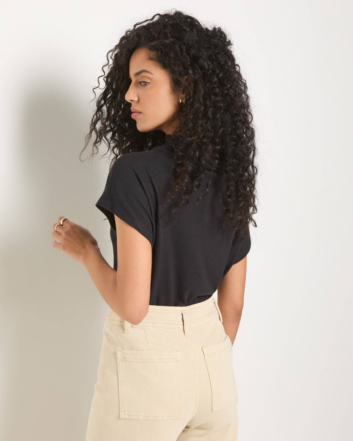 Pier Tee: Black - Mindy's Boutique