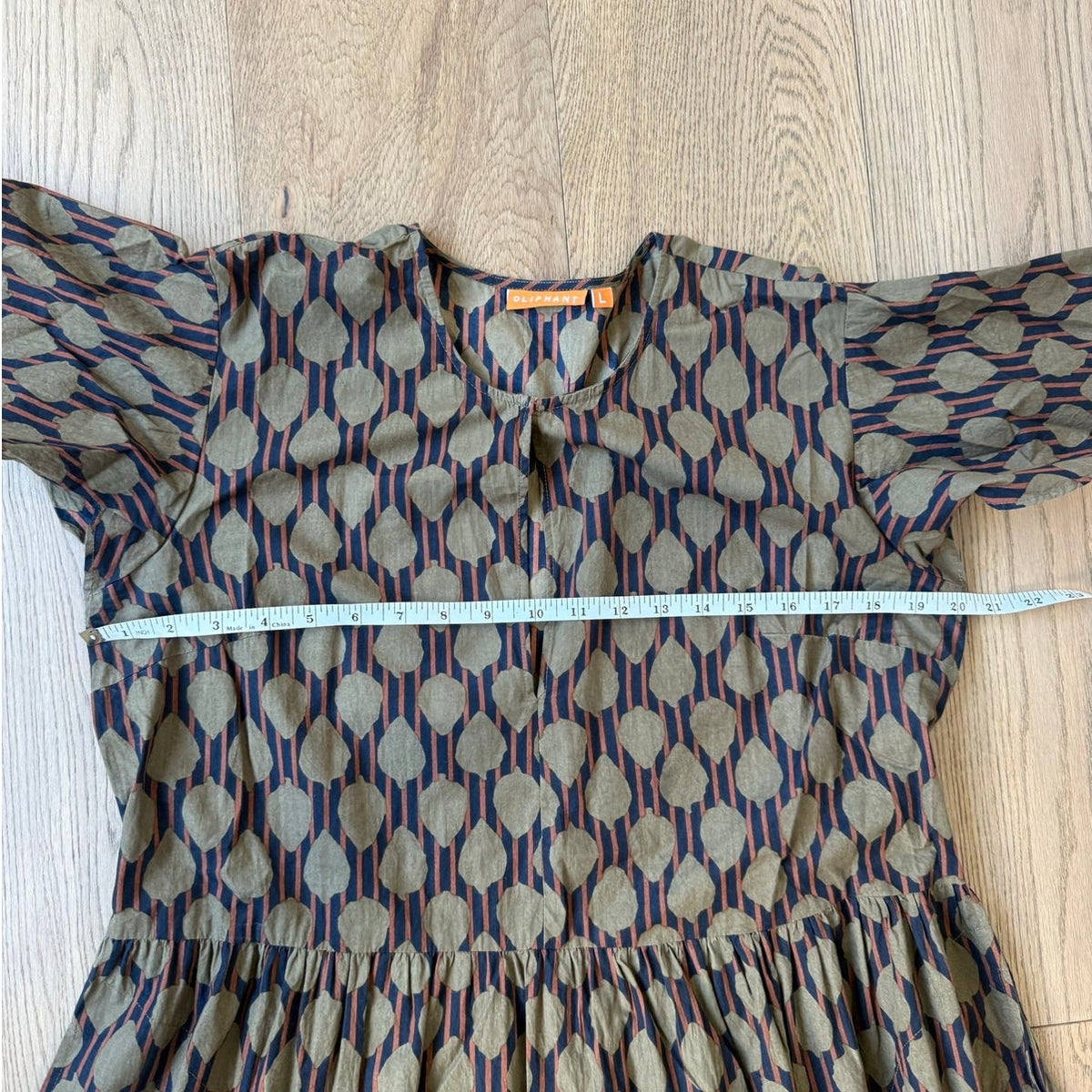 Oliphant Dipsy V-Neck Tiered Flutter Sleeve Maxi Dress Olive Green Geometric L
