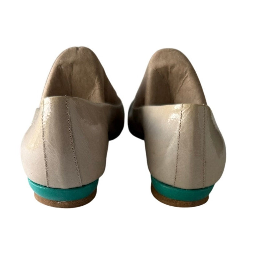 Sesto Meucci Made in Italy Patent Leather Colorblock Flats in Beige & Emerald 7M