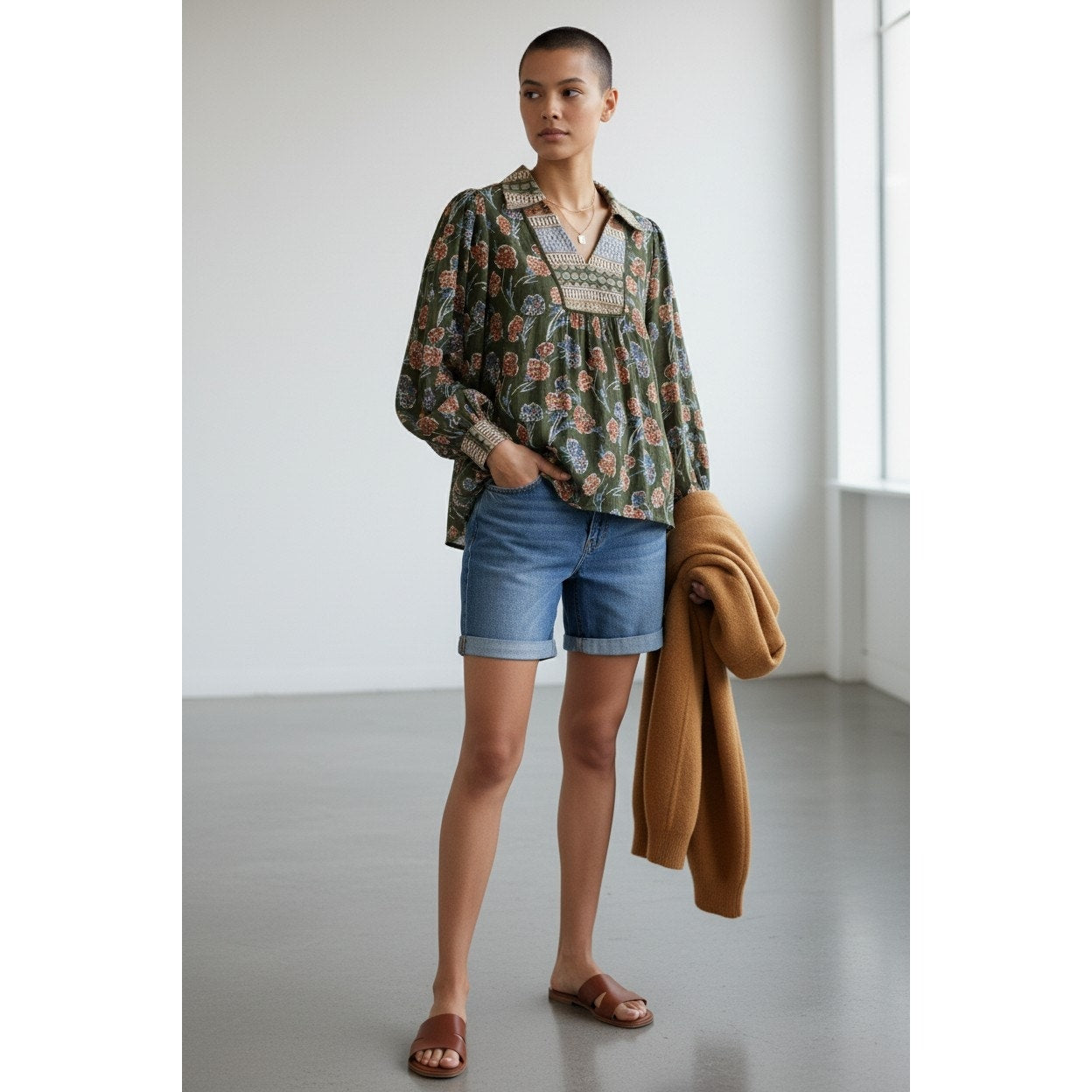 Tiffany Boho Floral Border Print Blouse Long Balloon Sleeve V-Neck Palm Green Toop