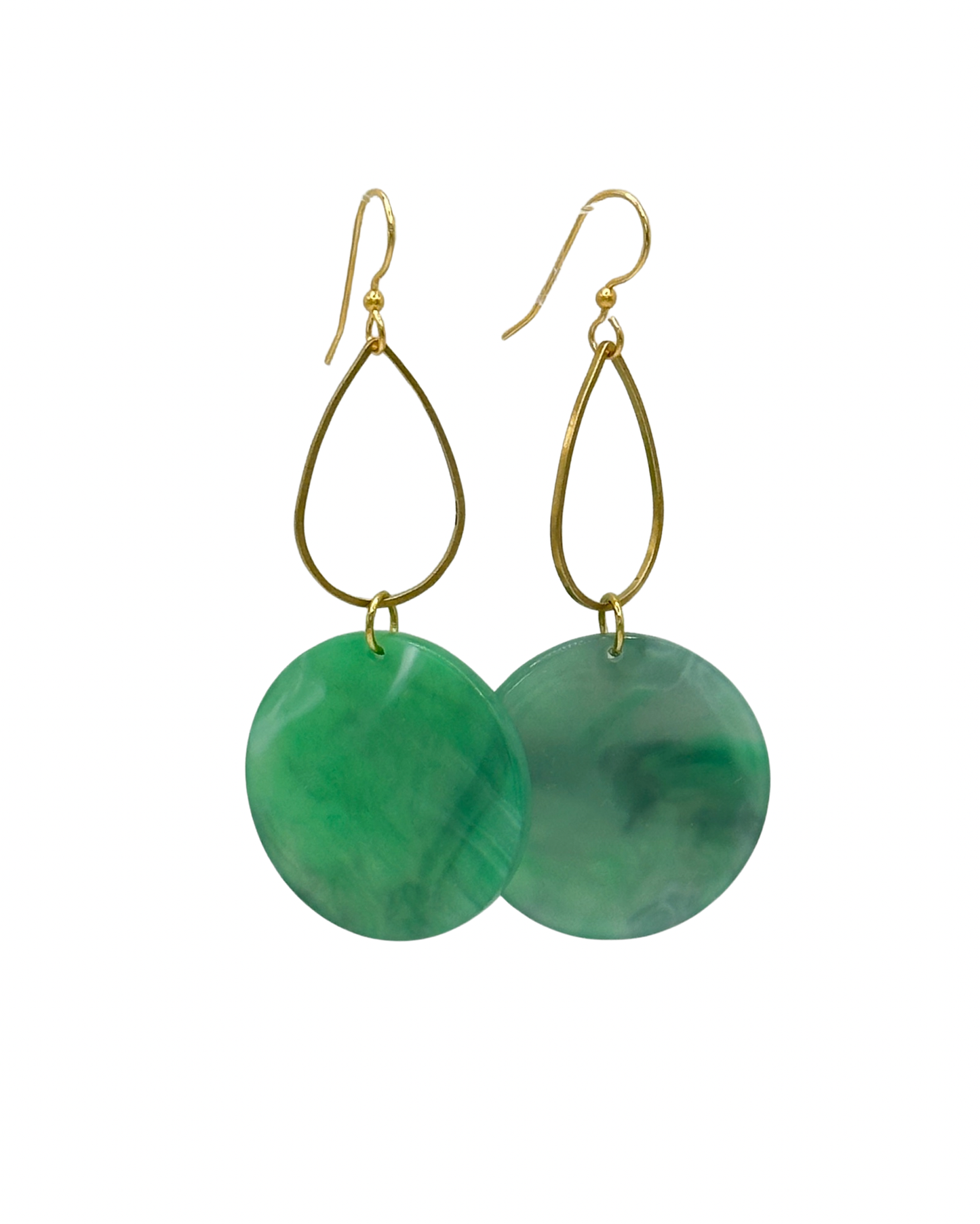 Irish eyes are smiling everywhere when they see these beauties. Made with emerald marbled acetate and brass teardrop connectors.

Hypoallergenic, lightweight, nickel, lead, and cadmium free.

Length 2.6 inches