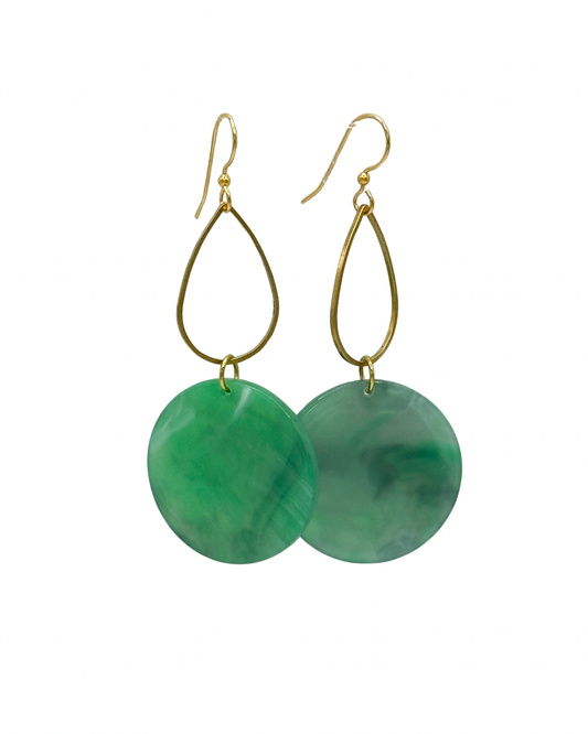 Irish eyes are smiling everywhere when they see these beauties. Made with emerald marbled acetate and brass teardrop connectors.

Hypoallergenic, lightweight, nickel, lead, and cadmium free.

Length 2.6 inches