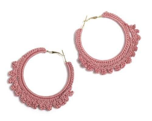 EMME CROCHETED HOOP EARRINGS, ROSE