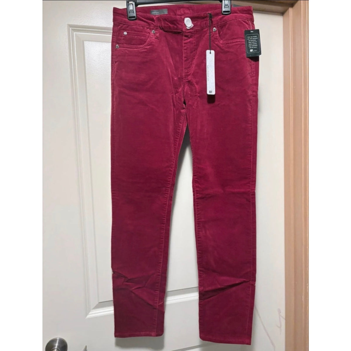 KUT from the Kloth NWT Diana Skinny Corduroy Pants in Magenta 10
